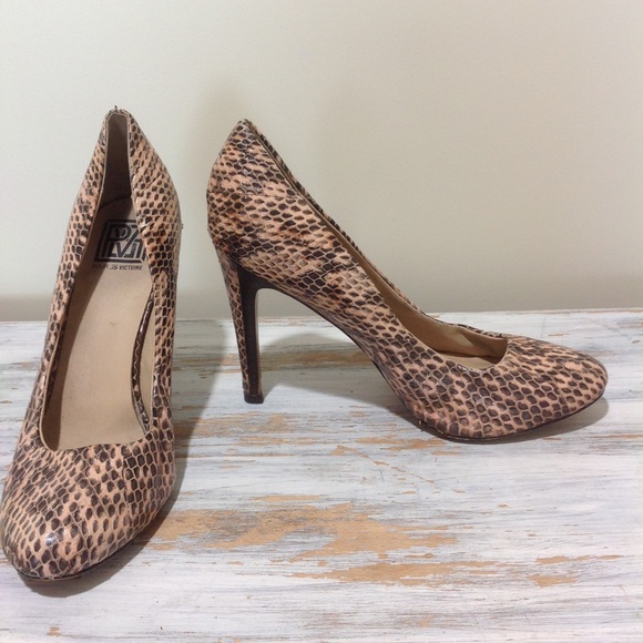 Pour La Victoire Shoes - Pour La Victoire Snake Heels 9